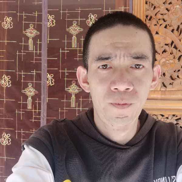 37岁岁云南单身帅哥 - 台州吉缘网