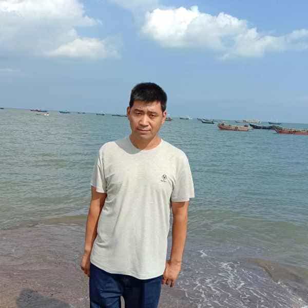 44岁岁辽宁单身帅哥 - 台州吉缘网