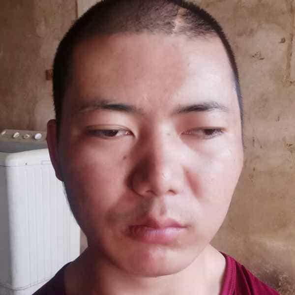 35岁岁云南单身帅哥 - 台州吉缘网