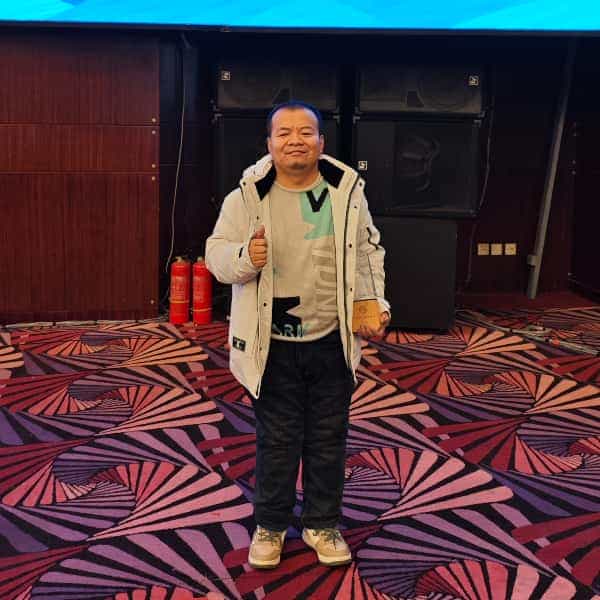 40岁岁辽宁单身帅哥 - 台州吉缘网